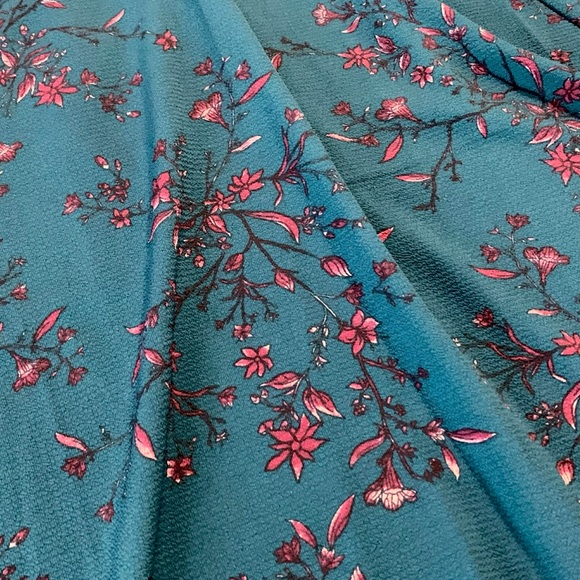 Long Sleeve V-Neck Teal with Floral Print Dress - Picture 4 of 8